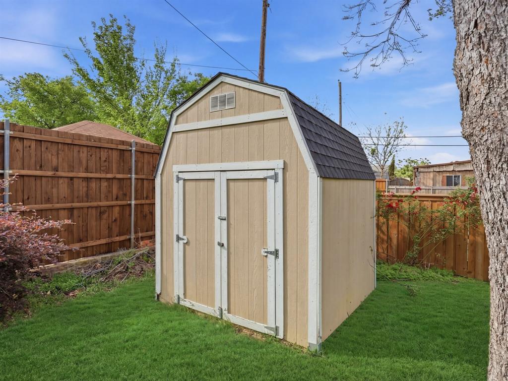 2613 West Rochelle Road Irving, TX 75062 - Photo 20 of 22