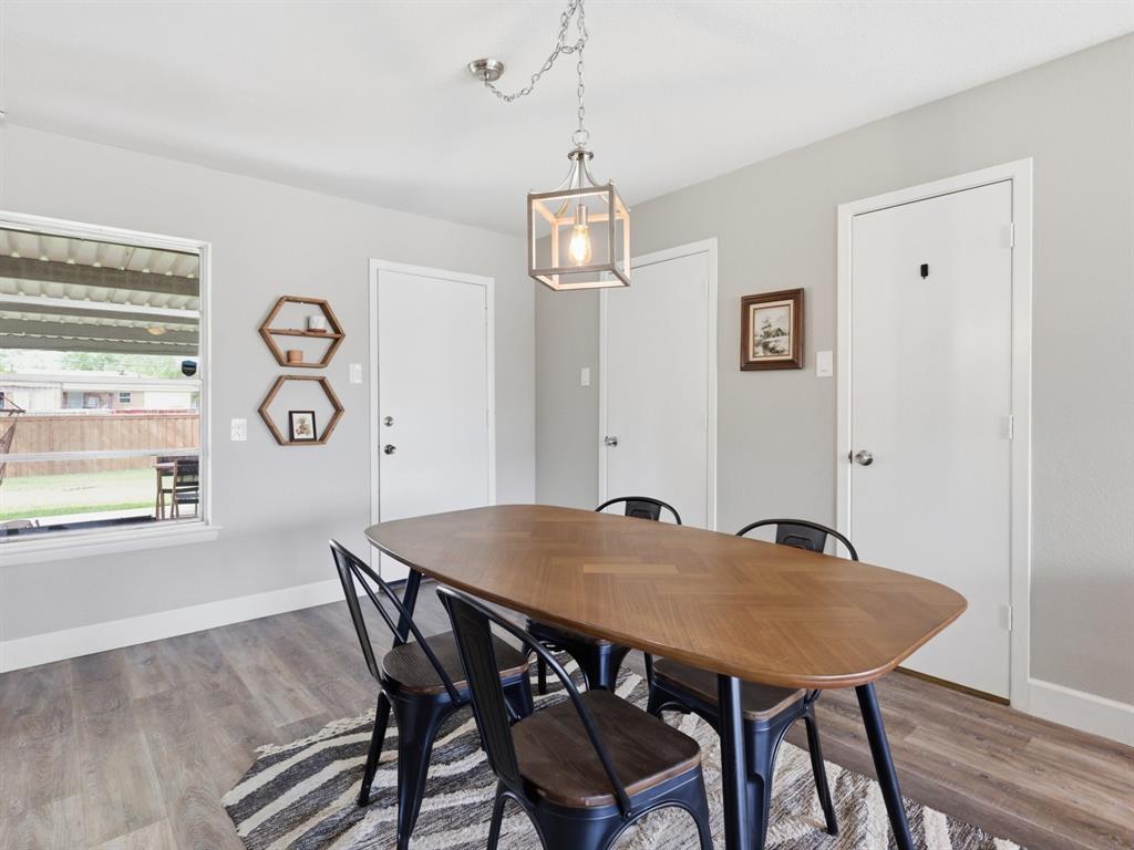 2613 West Rochelle Road Irving, TX 75062 - Photo 6 of 22