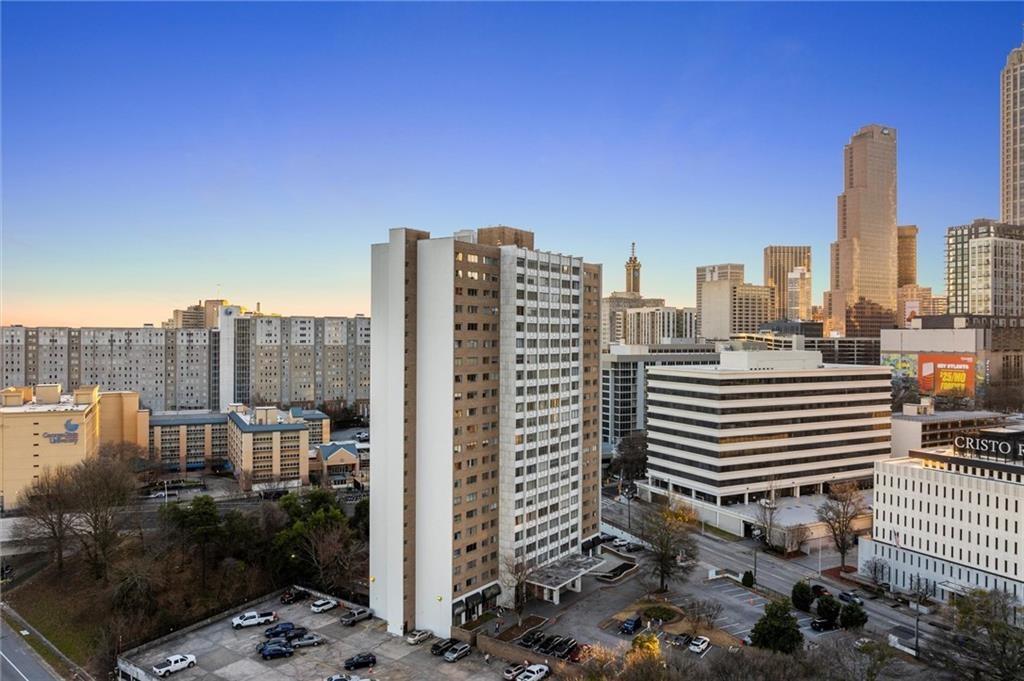 215 Piedmont Avenue Northeast, Unit 1608 Atlanta, GA 30308 - Photo 22 of 25 a view of city