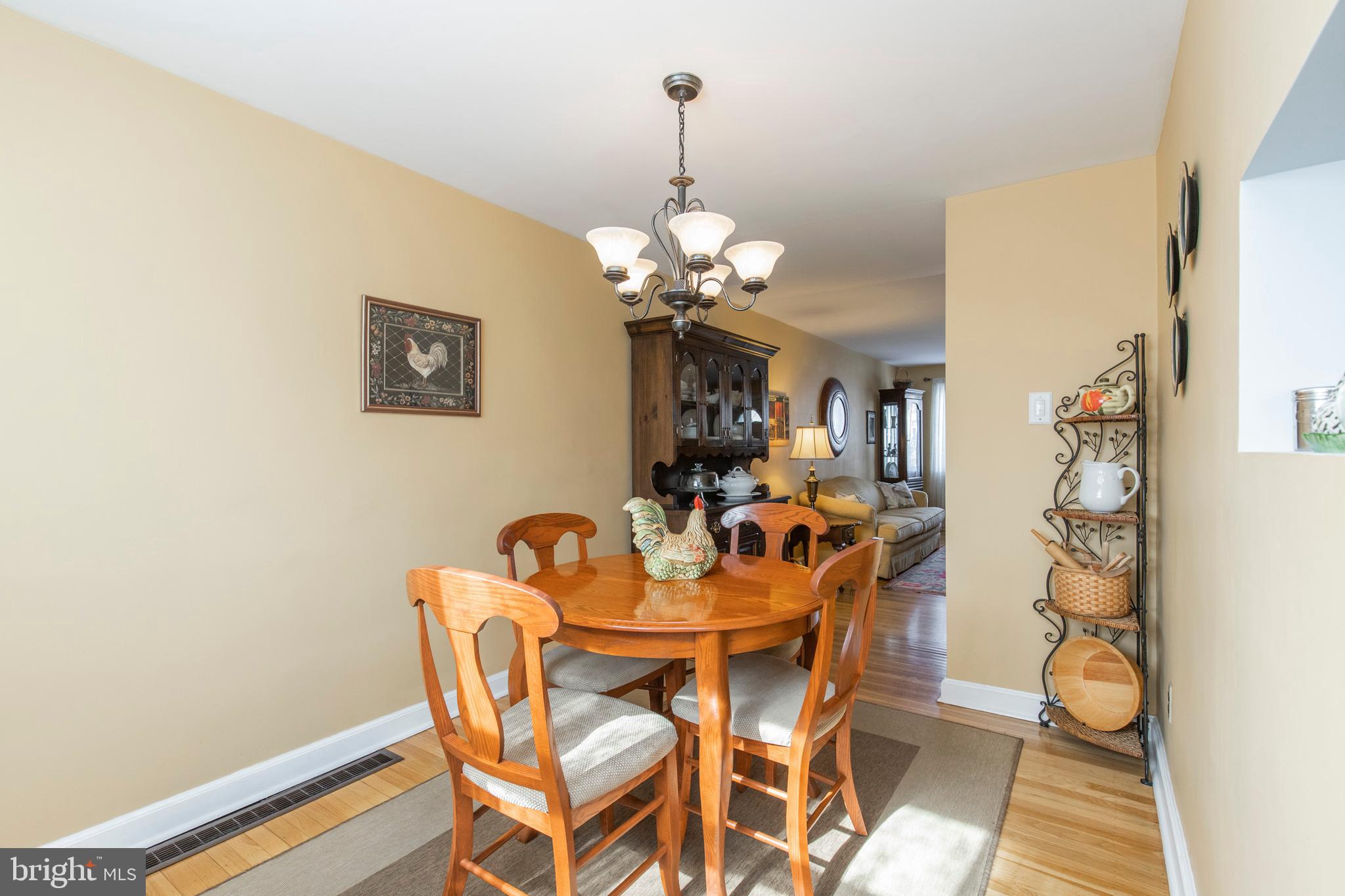 1915 Fowler Road Folcroft, PA 19032 - Photo 7 of 24