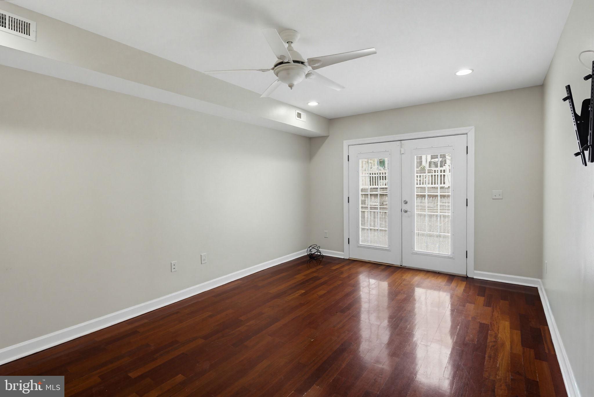 3419 Dillon Street Baltimore, MD 21224 - Photo 10 of 27
