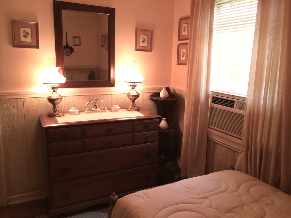 19 Houston Road West Springfield, MA 01089 - Photo 11 of 28 Gallery Image 11