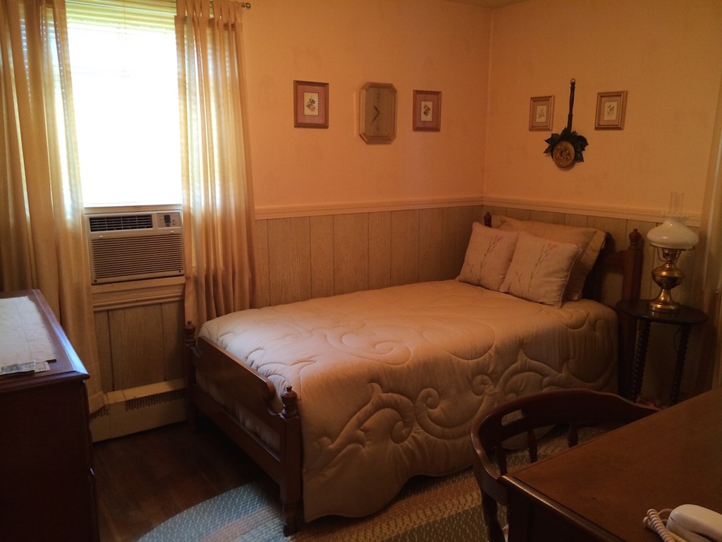 19 Houston Road West Springfield, MA 01089 - Photo 13 of 28 Gallery Image 13