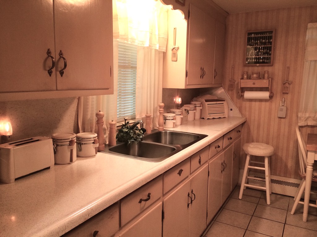 19 Houston Road West Springfield, MA 01089 - Photo 8 of 28 Gallery Image 8