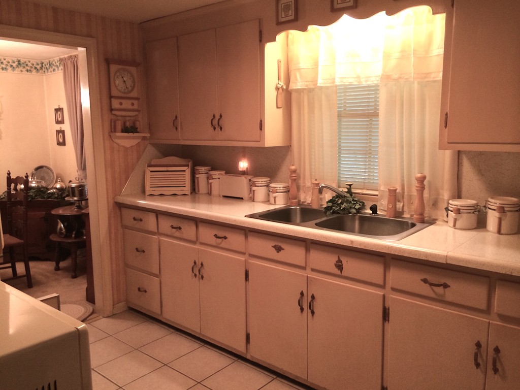 19 Houston Road West Springfield, MA 01089 - Photo 9 of 28 Gallery Image 9
