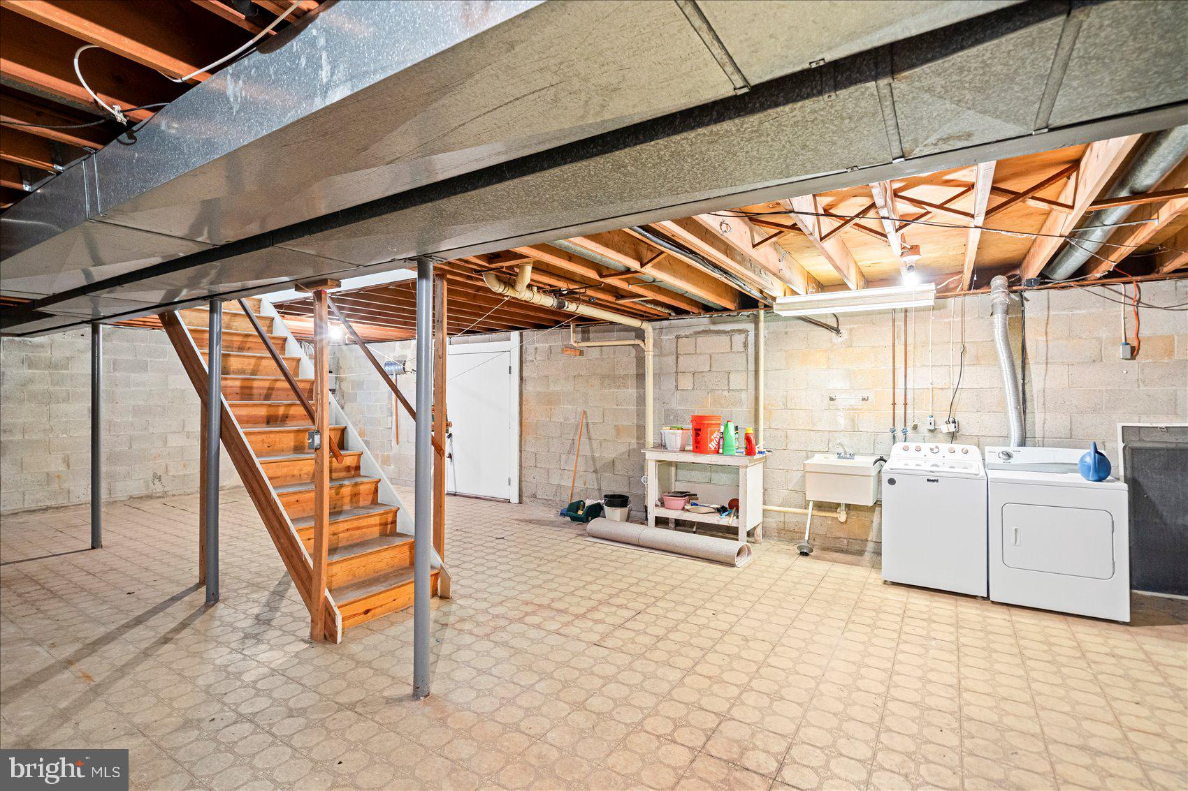 4006 Silvage Road Baltimore, MD 21236 - Photo 33 of 44 a view of garage