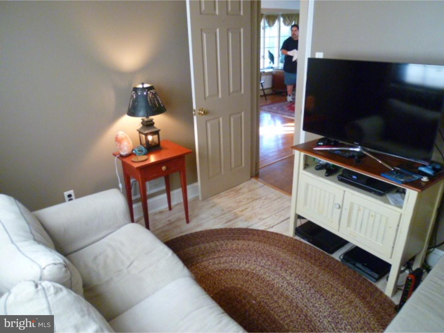 2845 Larkin Road Upper Chichester, PA 19061 - Photo 21 of 25 Office / Study