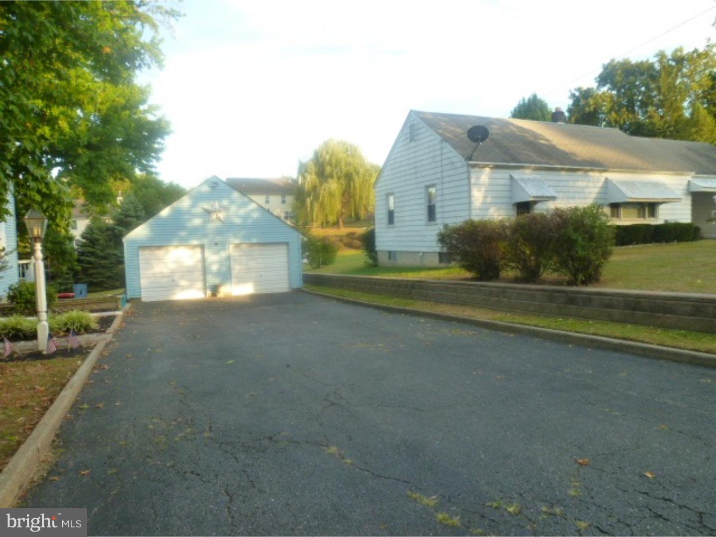 2845 Larkin Road Upper Chichester, PA 19061 - Photo 24 of 25 Driveway