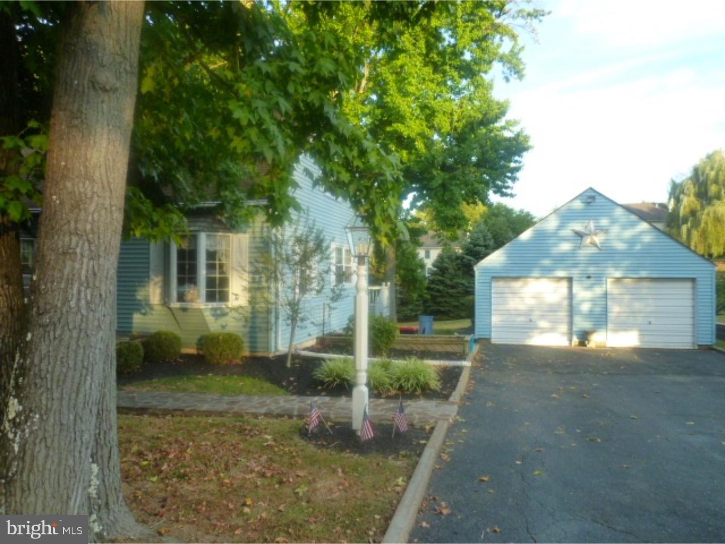 2845 Larkin Road Upper Chichester, PA 19061 - Photo 25 of 25 Garage