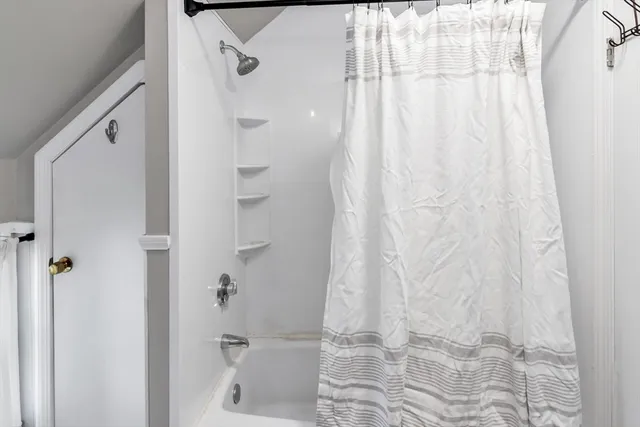 $450,000 | 70-72 Maple Avenue, Unit 3, North Andover, MA 01845