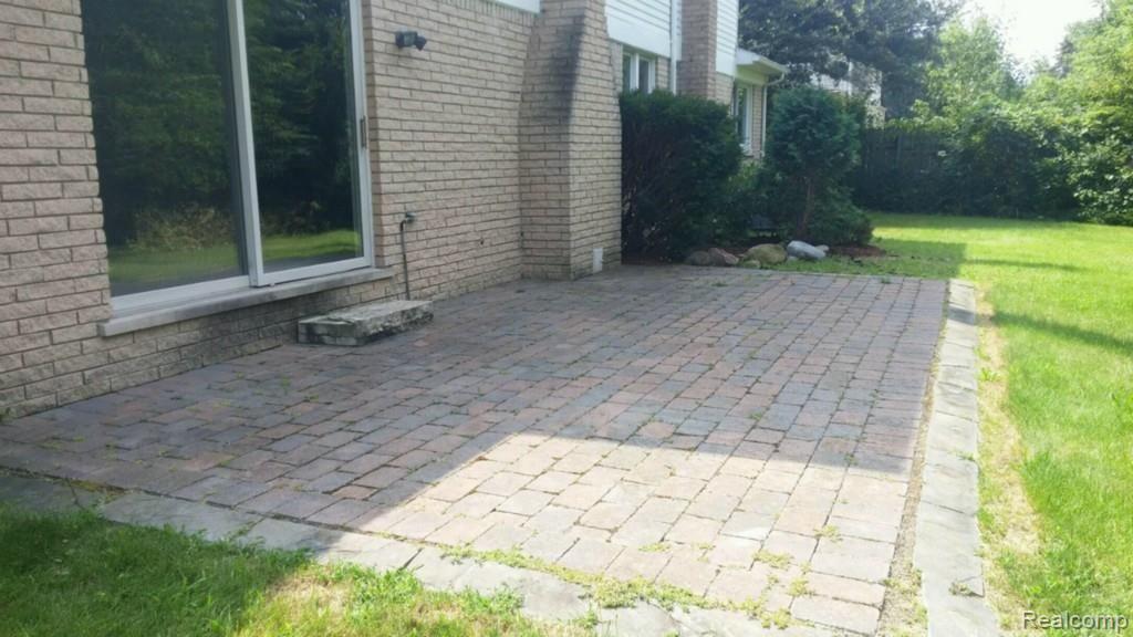 25918 Branchaster Road Farmington Hills, MI 48336 - Photo 36 of 36