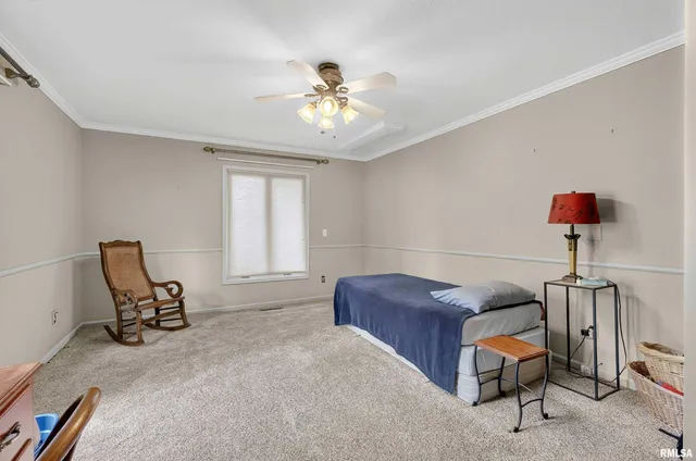 $535,000 | 600 Sycamore Drive, Le Claire, IA 52753