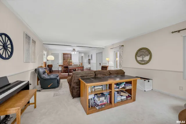 $535,000 | 600 Sycamore Drive, Le Claire, IA 52753