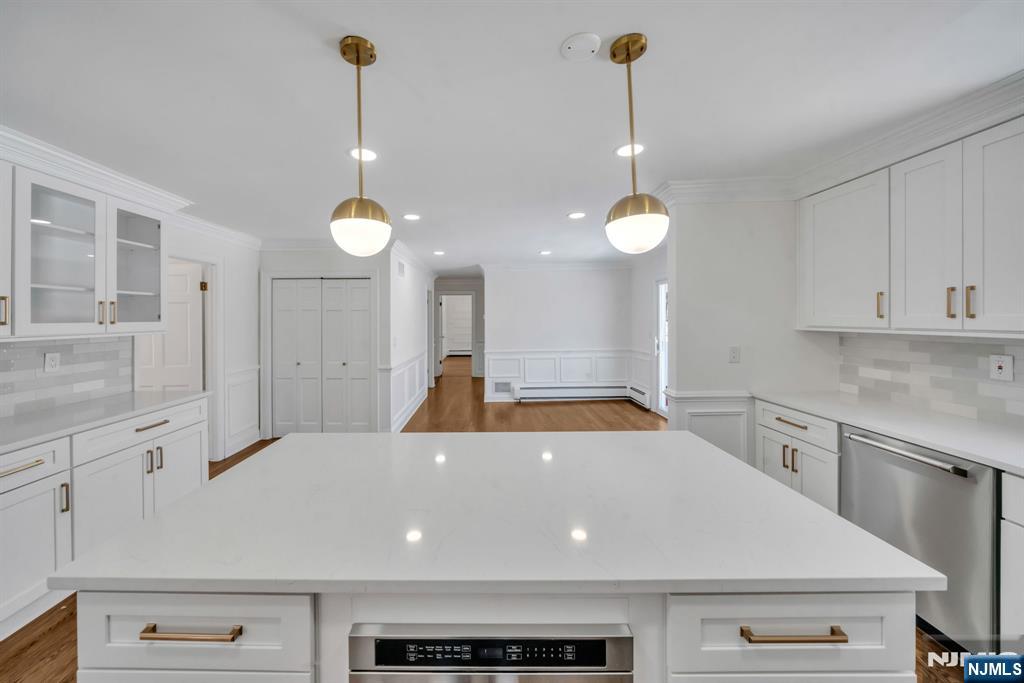 853 Shadow Ridge Road Franklin Lakes, NJ 07417 - Photo 14 of 50