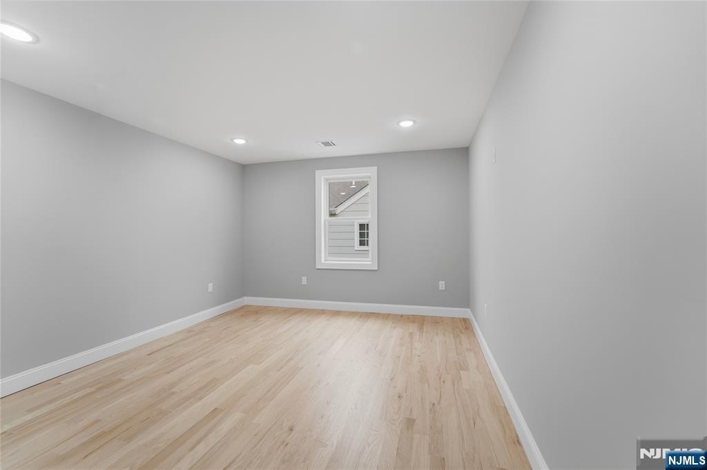 64 Morningside Road Verona, NJ 07044 - Photo 32 of 49