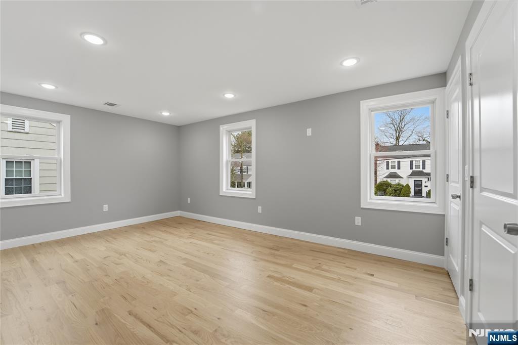 64 Morningside Road Verona, NJ 07044 - Photo 37 of 49 an empty room with windows