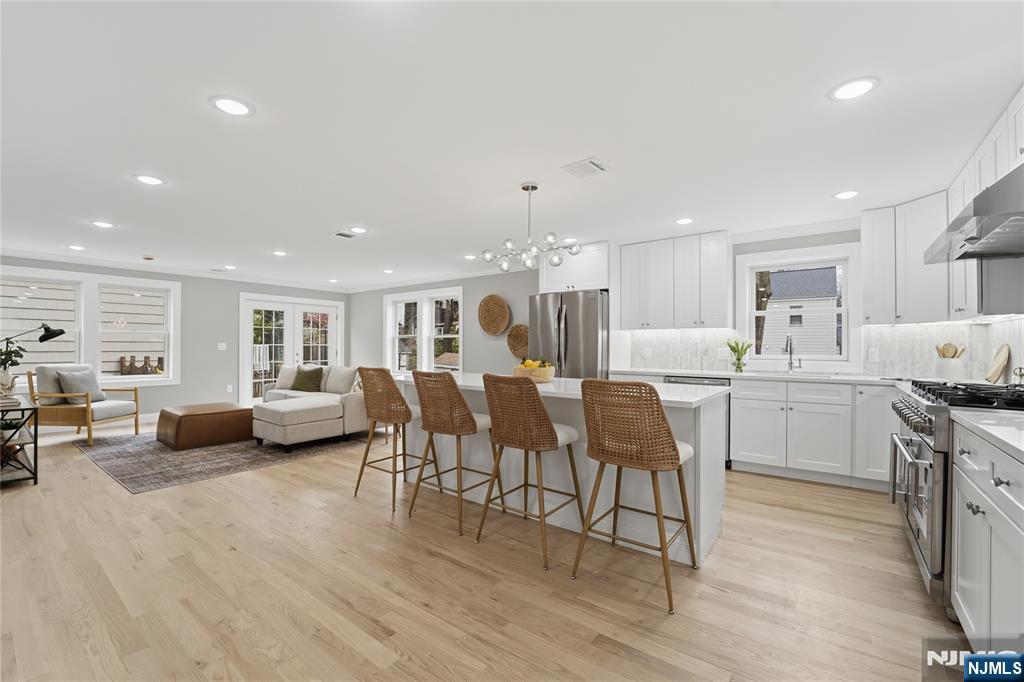 64 Morningside Road Verona, NJ 07044 - Photo 10 of 49