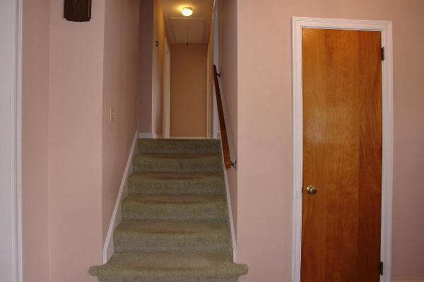 3455 Windsor Road Roanoke, VA 24018 - Photo 18 of 51 DSC03585