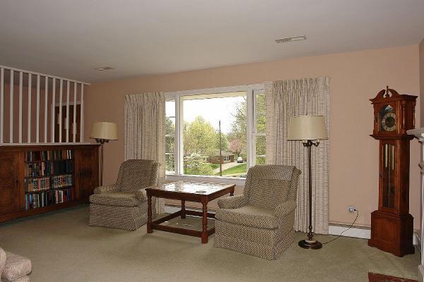 3455 Windsor Road Roanoke, VA 24018 - Photo 7 of 51 DSC03567