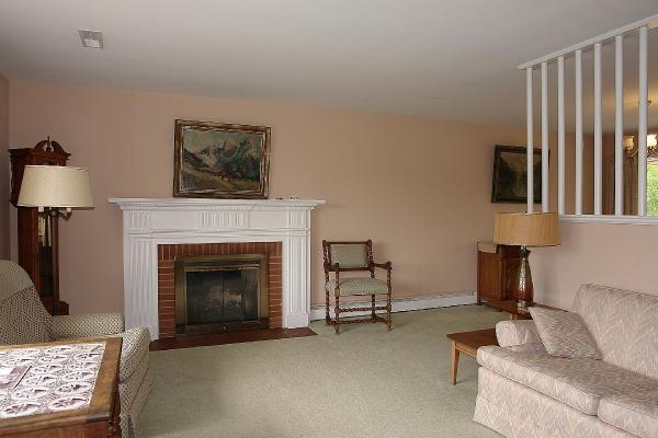 3455 Windsor Road Roanoke, VA 24018 - Photo 9 of 51 DSC03570