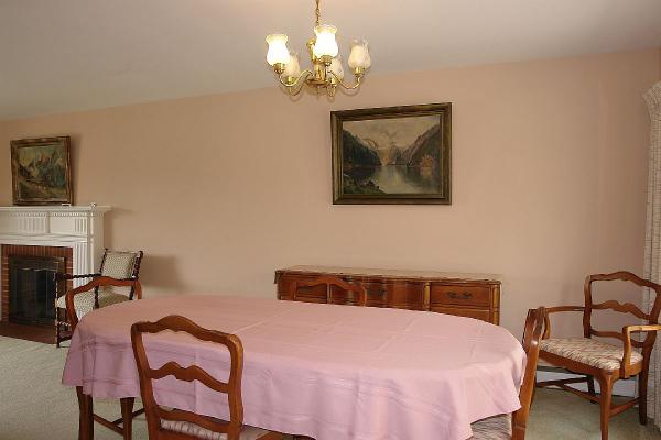 3455 Windsor Road Roanoke, VA 24018 - Photo 10 of 51 DSC03572