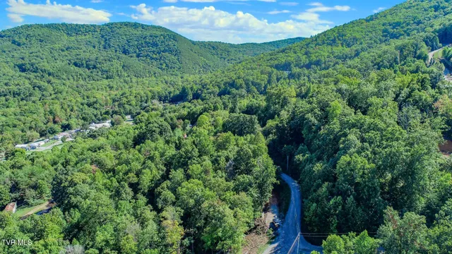 $36,500 | 1272 Applewood Way, Unit 15, Newport, TN 37821