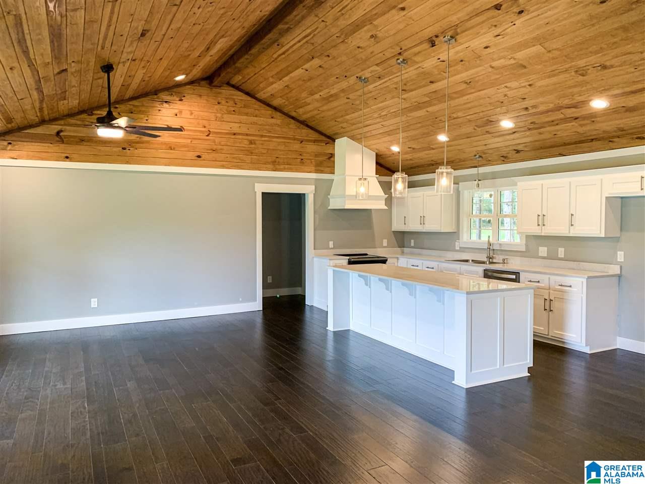 103 Cobb Road Munford, AL 36268 - Photo 2 of 32