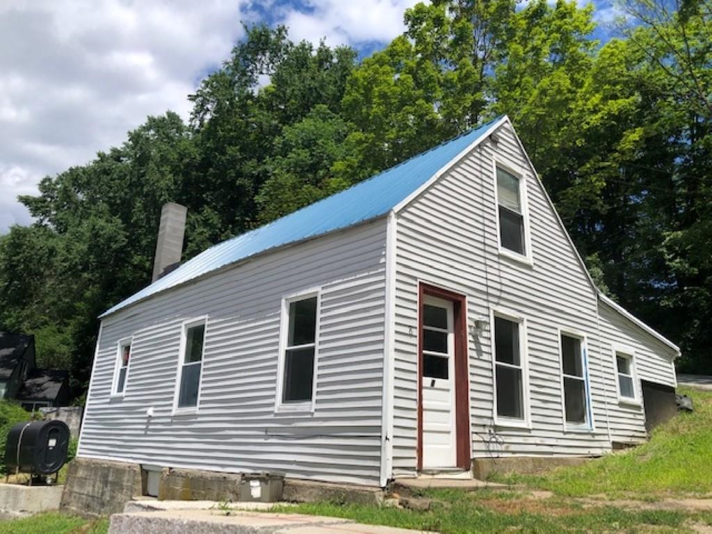 8 Fenton Hill Road Winchester, NH 03470 - Photo 3 of 17