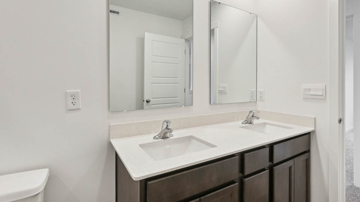 5017 Yates Drive Racine, WI 53403 - Photo 24 of 37