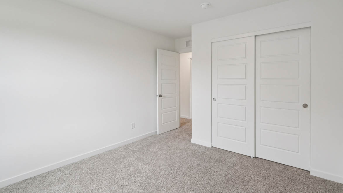 5017 Yates Drive Racine, WI 53403 - Photo 28 of 37