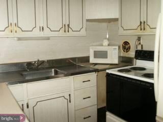 82 Border Rock Road Levittown, PA 19057 - Photo 4 of 6 Gallery Image 4