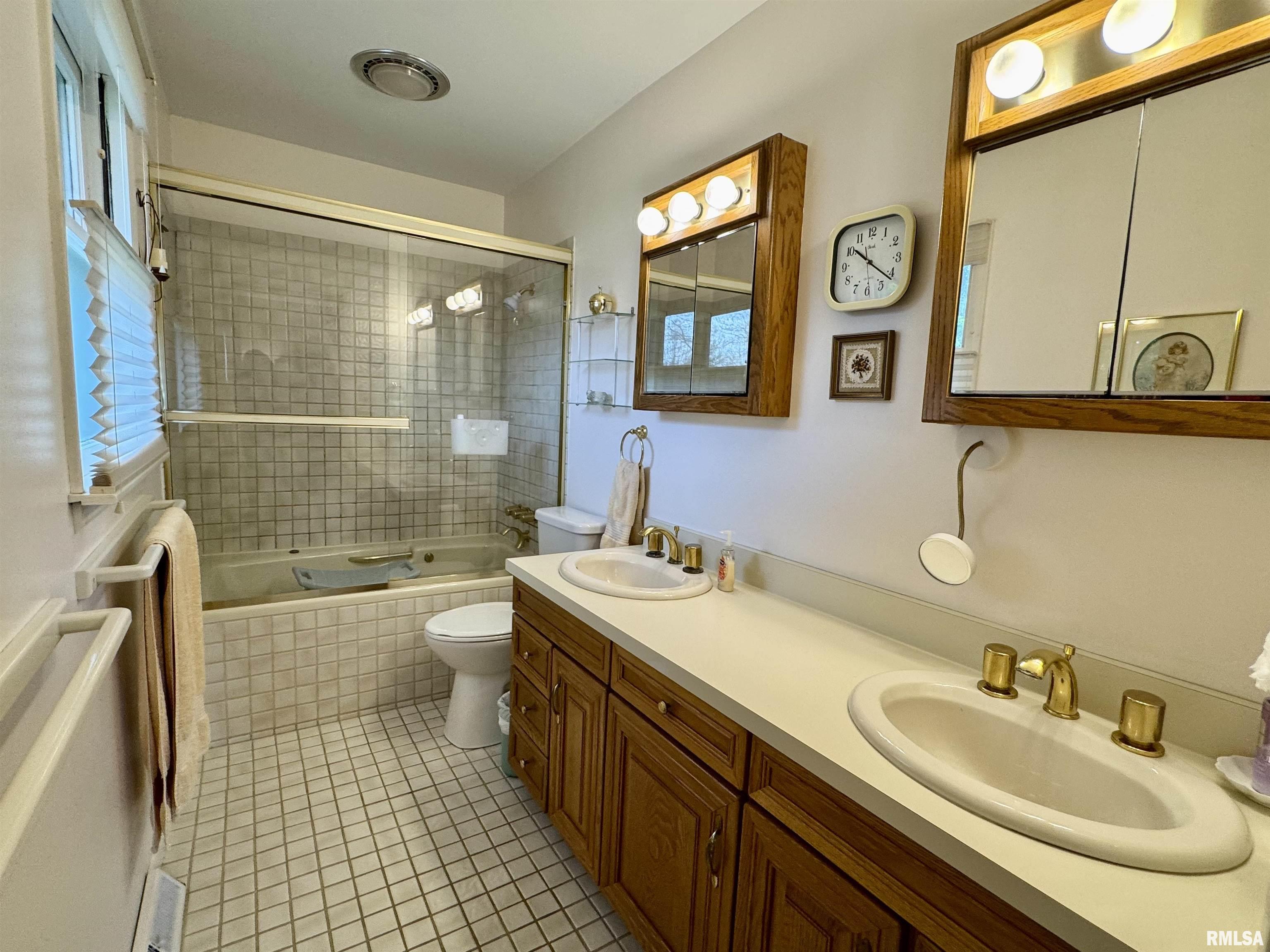 833 Madelyn Avenue Macomb, IL 61455 - Photo 38 of 53