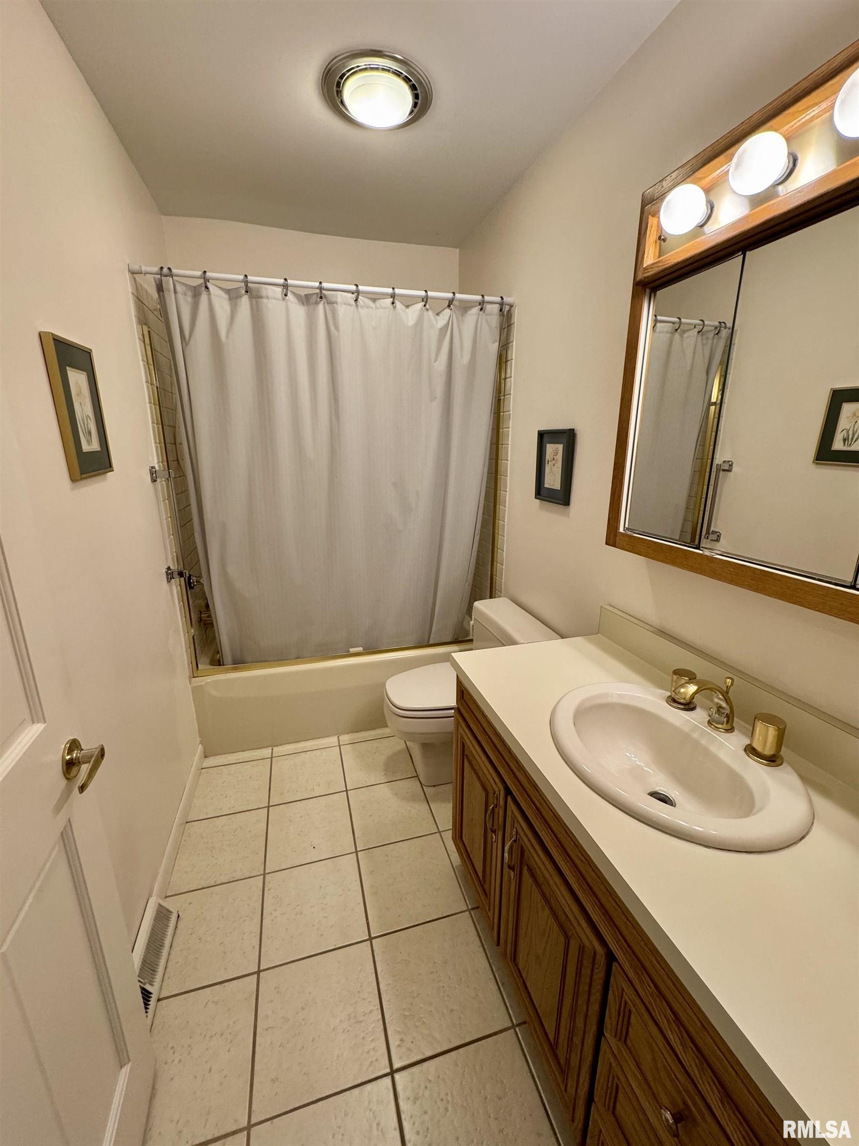 833 Madelyn Avenue Macomb, IL 61455 - Photo 42 of 53