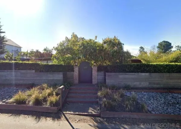 $2,100,000 | 3657 Charles Street, San Diego, CA 92106