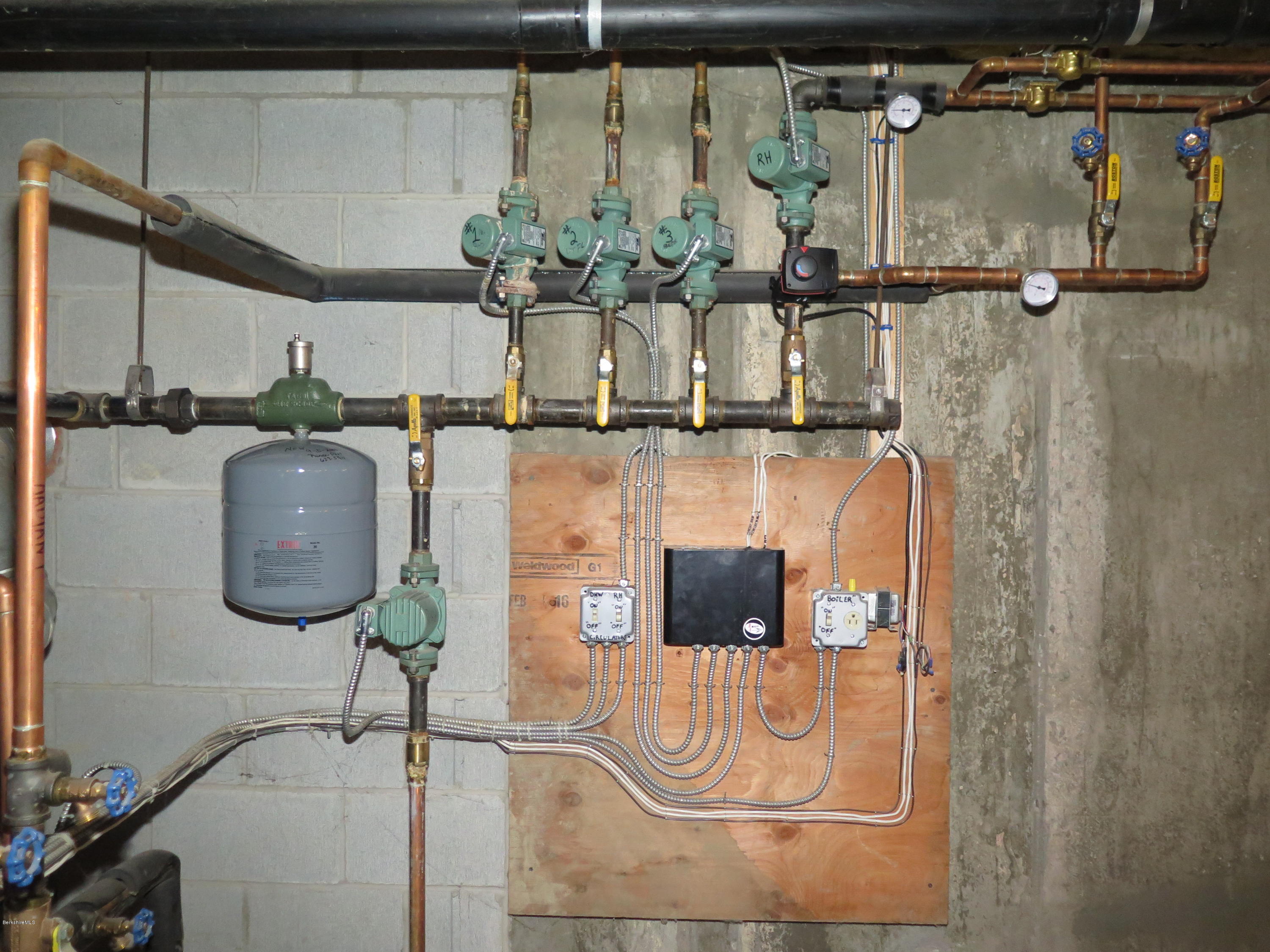 751 Dublin Road Richmond, MA 01254 - Photo 22 of 41 Five Heating Zones Plus Radiant