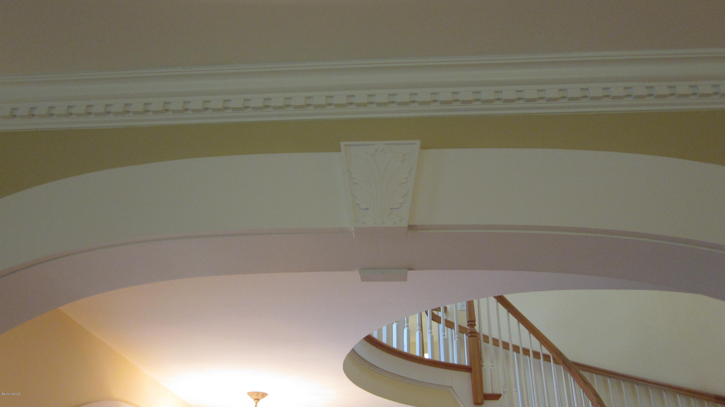 751 Dublin Road Richmond, MA 01254 - Photo 30 of 41 Molding Detail