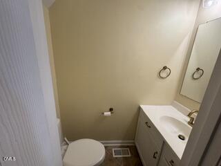 6402 English Oaks Drive Raleigh, NC 27615 - Photo 3 of 20 Half bath