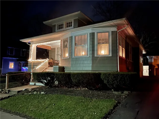 $2,350 | 98 Charlotte Street, Canandaigua City, NY 14424