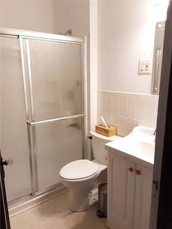 $2,200 | 98 Charlotte Street, Canandaigua City, NY 14424