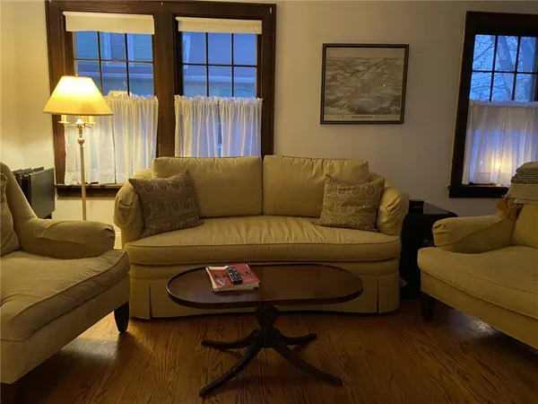 $2,200 | 98 Charlotte Street, Canandaigua City, NY 14424