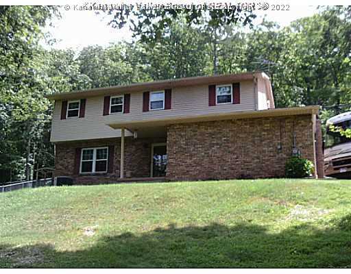1316 Buff Creek Road Hurricane, WV 25526 - Photo 1 of 11 Exterior Front.