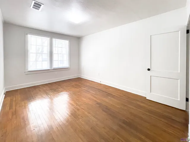 $1,050 | 4724 Convention Street, Baton Rouge, LA 70806