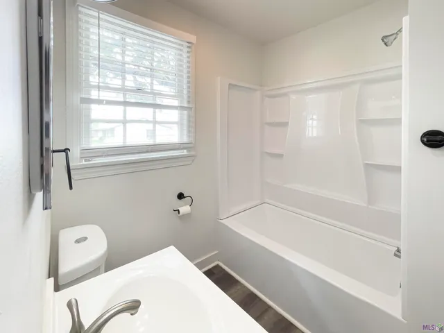 $1,050 | 4724 Convention Street, Baton Rouge, LA 70806