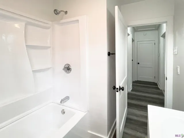 $1,050 | 4724 Convention Street, Baton Rouge, LA 70806