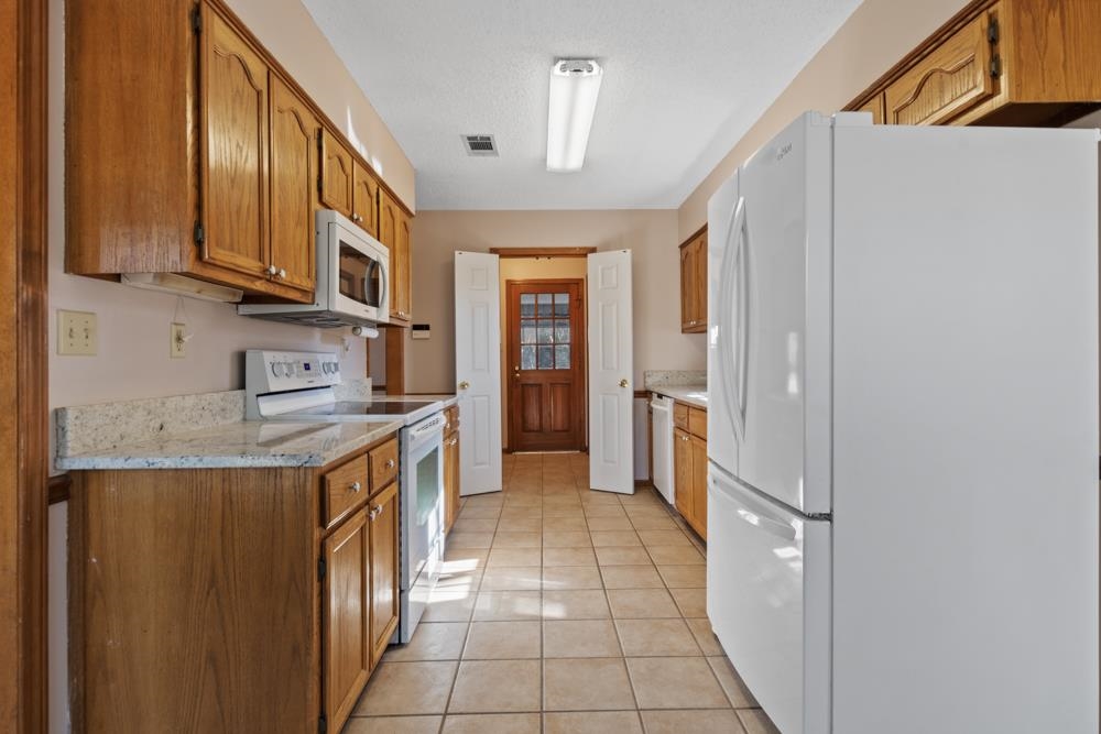 919 Cully Road Memphis, TN 38018 - Photo 10 of 22 Gallery Image 10