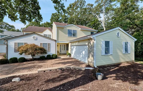 $350,000 | 1503 Walpole Drive, Chesterfield, MO 63017