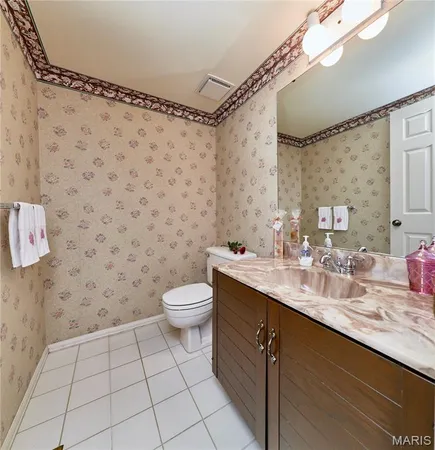 $350,000 | 1503 Walpole Drive, Chesterfield, MO 63017