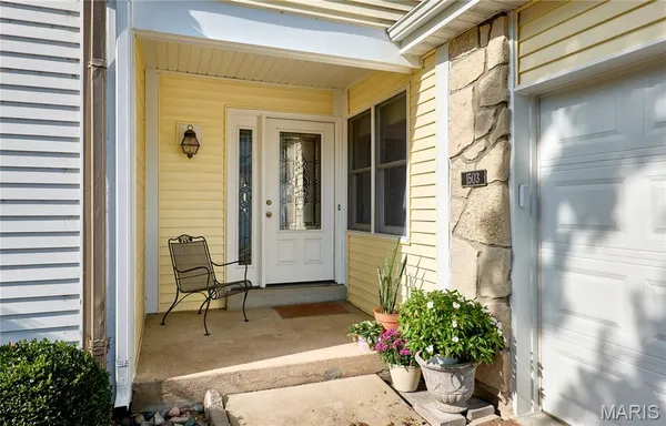 $350,000 | 1503 Walpole Drive, Chesterfield, MO 63017