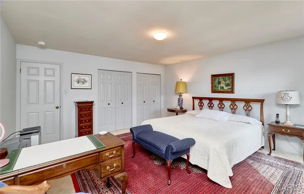 $350,000 | 1503 Walpole Drive, Chesterfield, MO 63017