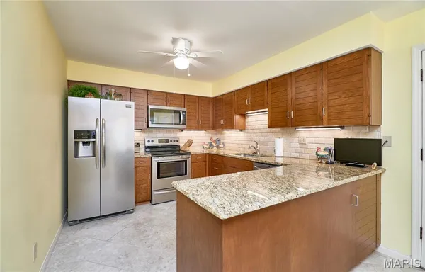 $350,000 | 1503 Walpole Drive, Chesterfield, MO 63017